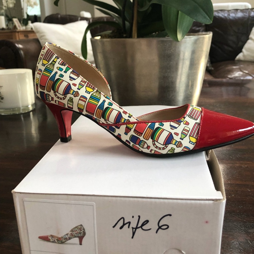 Red Multicolor Patterned Pointed-Toe Kitten Heel Pumps Grape Vine